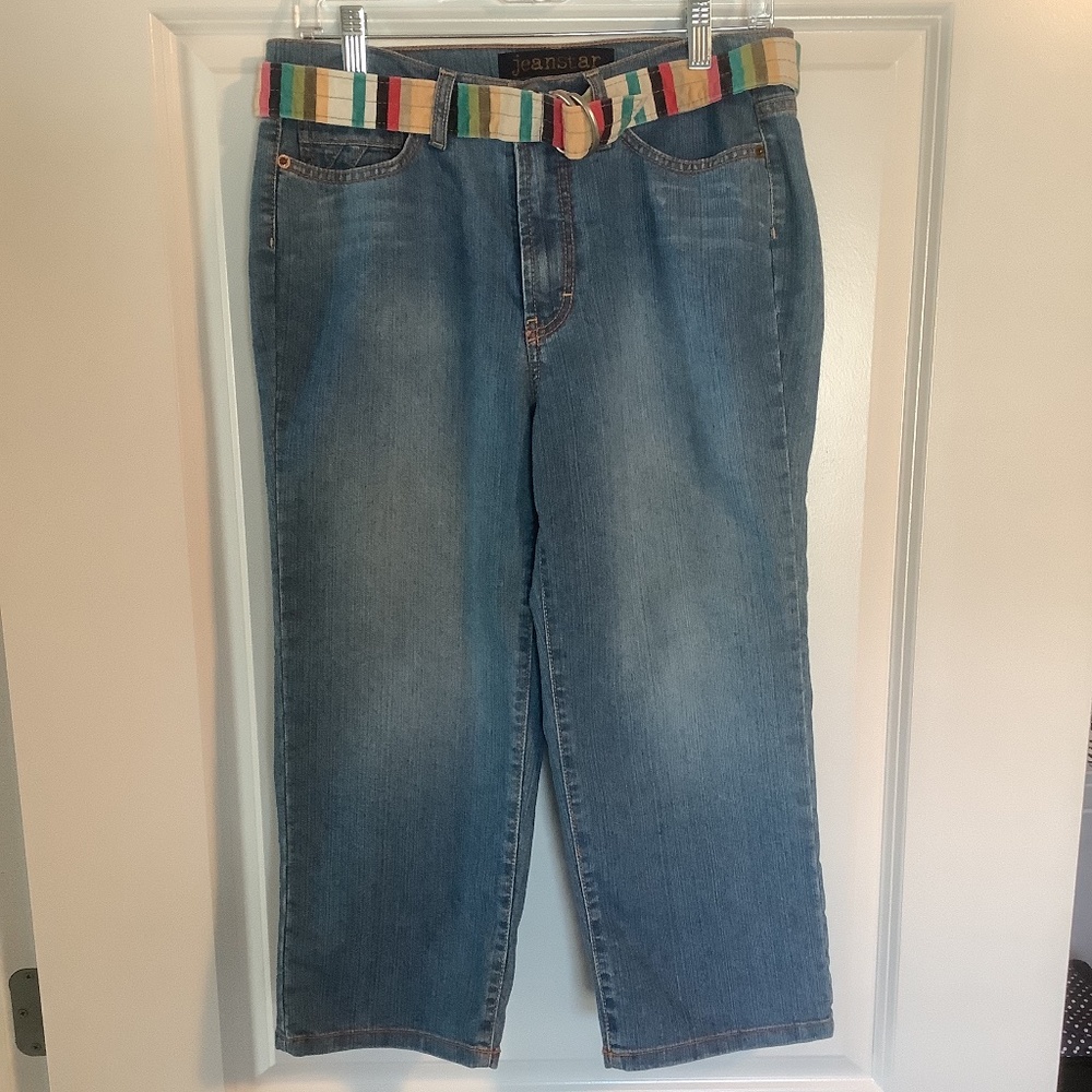Jeanstar Capri Jeans rust color thread blue color Size 8